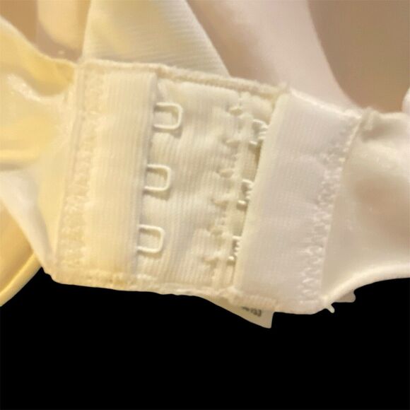 Maidenform T-Shirt Bra Underwire ‘Self Expressions’  White Lace 38DD Worn Once! - Picture 4 of 5